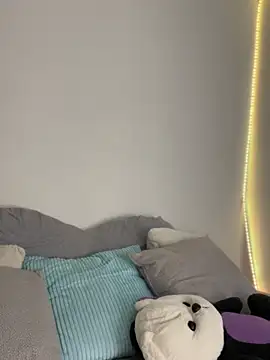 AmmyCollinsW online show from 04-18-26, 07:07