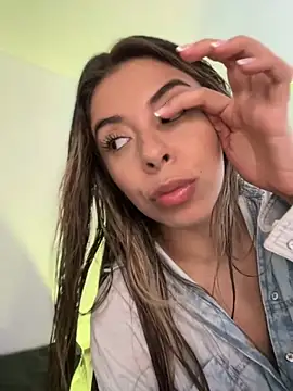 AmmyCollinsW online show from 09-16-25, 08:32