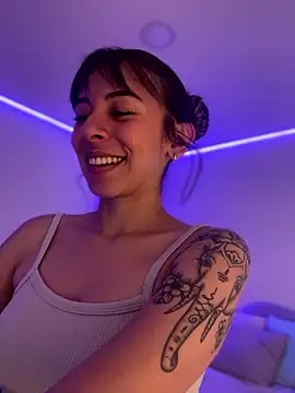 AmmyCollinsW online show from 01-14-26, 10:46