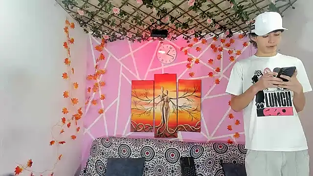 Fresahot2005 online show from 11-23-25, 02:16