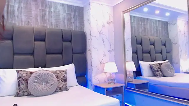 SophieWolkman online show from 03-30-26, 12:06