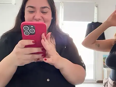 pili placer online show from 11-21-25, 04:50