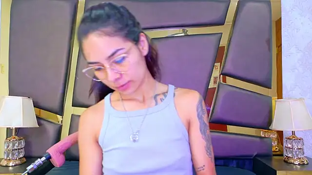 NicoleEsposito online show from 12-02-25, 01:57