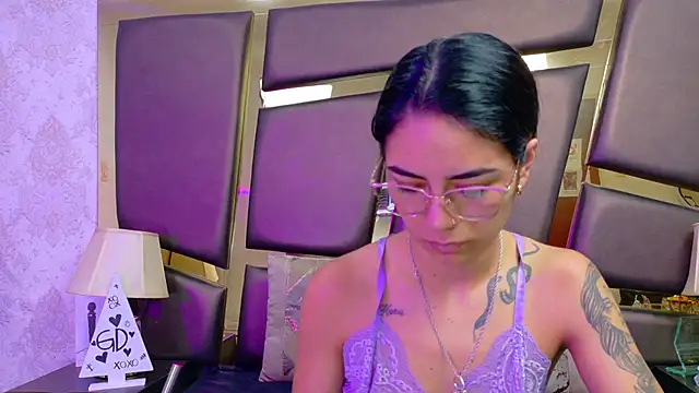 NicoleEsposito online show from 02-16-26, 12:48