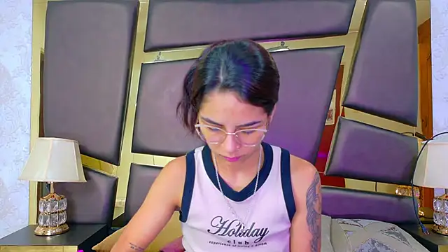 NicoleEsposito online show from 12-05-25, 12:59