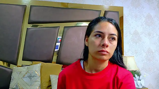 NicoleEsposito online show from 04-15-26, 12:32