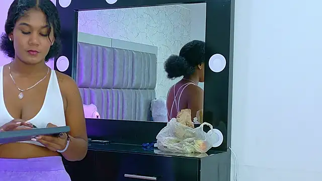 AlisonJaimes online show from 10-16-25, 02:03