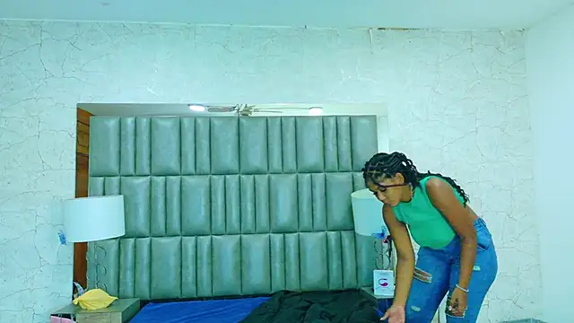 AlisonJaimes online show from 09-23-25, 12:23