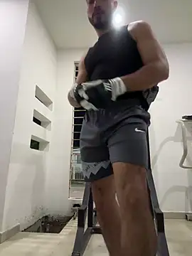 Snapshot of _tony8 chatting on 10-05-25, 01:07 tony8 online show from 10-05-25, 01:07