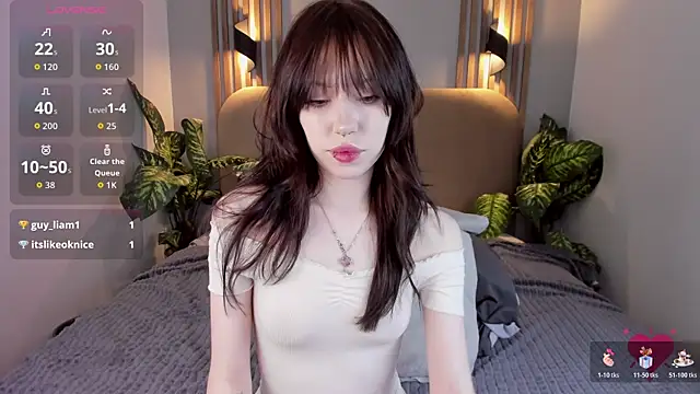 NikkiMiltons online show from 12-03-25, 03:11