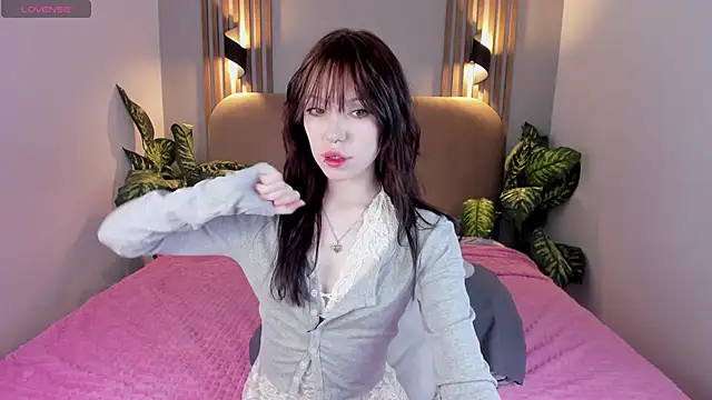 NikkiMiltons online show from 11-30-25, 03:40