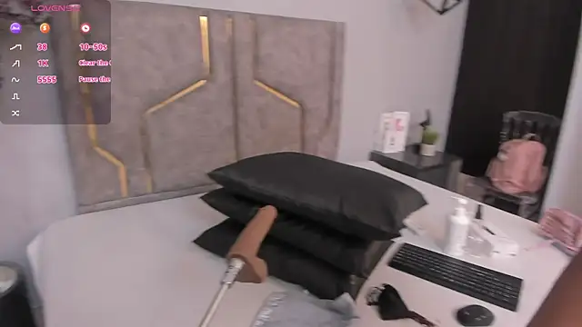 Maddyjohnsonn online show from 12-05-24, 03:42