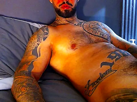 Snapshot of bby044 chatting on 03-27-26, 01:23 bby044 online show from 03-27-26, 01:23