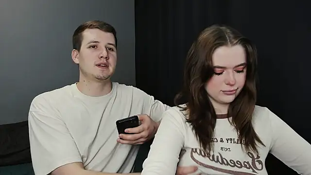 Pinku kitsune online show from 03-11-25, 10:40