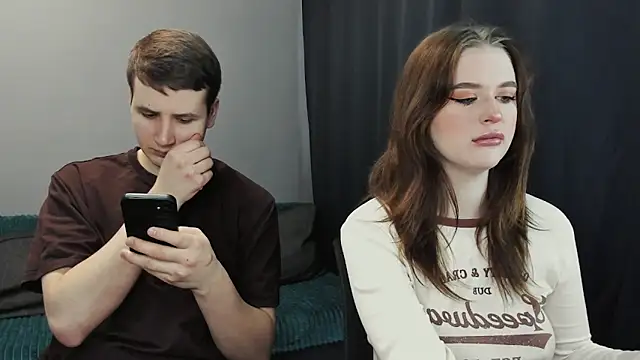 Pinku kitsune online show from 03-06-25, 10:30