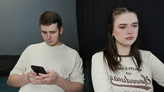 Pinku kitsune online show from 02-21-25, 03:01