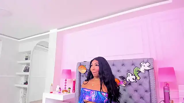 HaileeRoberts online show from 10-08-25, 12:39