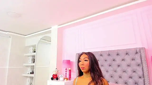 HaileeRoberts online show from 10-06-25, 12:39