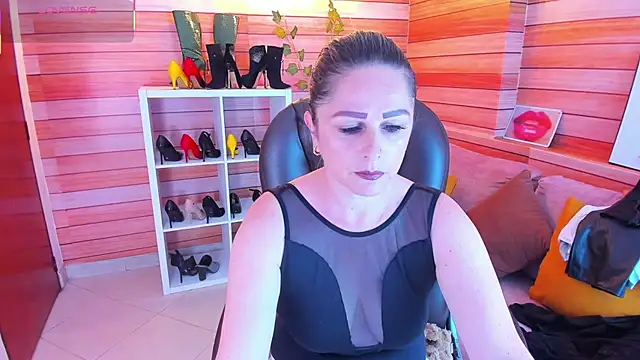 Snapshot of Victoria_collins_1 chatting on 12-16-25, 12:09 Victoria collins 1 online show from 12-16-25, 12:09