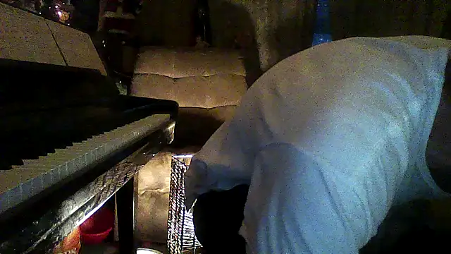 Snapshot of luke_thighwalker2469 chatting on 11-11-25, 01:11 luke thighwalker2469 online show from 11-11-25, 01:11