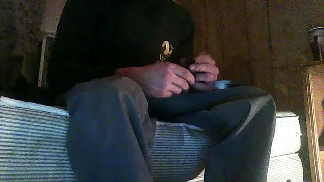 Snapshot of luke_thighwalker2469 chatting on 11-29-25, 04:45 luke thighwalker2469 online show from 11-29-25, 04:45