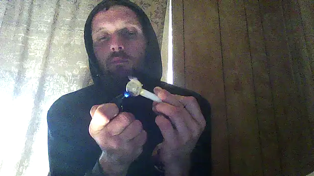 Snapshot of luke_thighwalker2469 chatting on 11-17-25, 03:16 luke thighwalker2469 online show from 11-17-25, 03:16