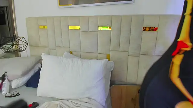 Konny May online show from 11-12-25, 12:37