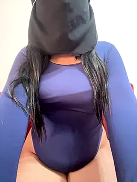 Snapshot of jassmine911 chatting on 12-18-25, 12:09 jassmine911 online show from 12-18-25, 12:09