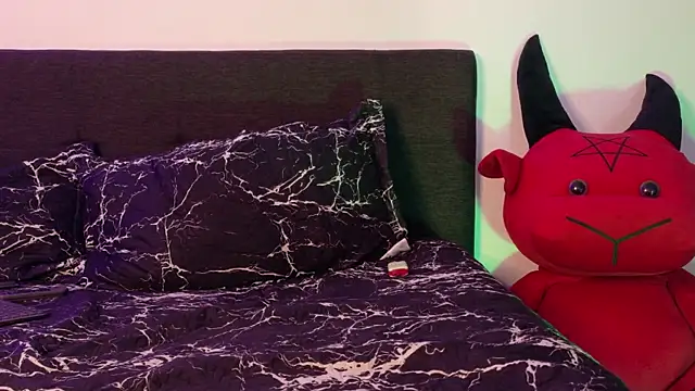 BambiiQueen online show from 03-09-26, 03:26