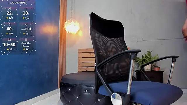 Snapshot of antony_bigdick_ chatting on 11-29-25, 07:25 antony bigdick online show from 11-29-25, 07:25