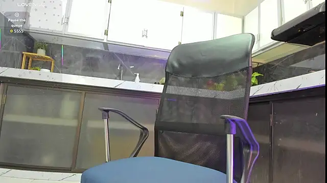 Snapshot of antony_bigdick_ chatting on 12-19-25, 01:20 antony bigdick online show from 12-19-25, 01:20