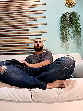 Snapshot of antony_bigdick_ chatting on 05-14-26, 07:22 antony bigdick online show from 05-14-26, 07:22