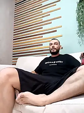 Snapshot of antony_bigdick_ chatting on 05-13-26, 07:32 antony bigdick online show from 05-13-26, 07:32