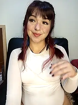 Snapshot of Winona-miu chatting on 11-23-25, 10:14 Winona-miu online show from 11-23-25, 10:14