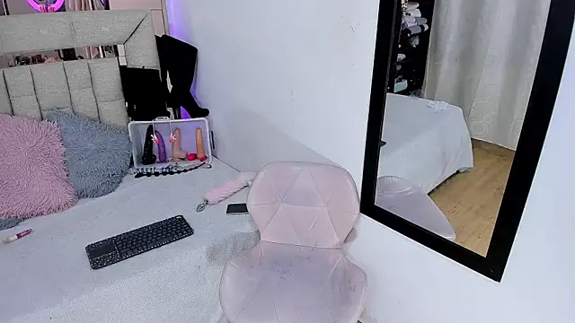 melody bonnet online show from 02-10-26, 05:50