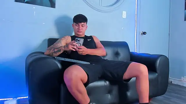 Cristopher strong online show from 11-12-25, 11:58