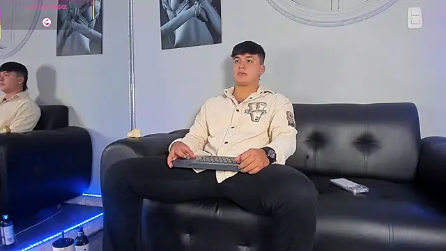 Cristopher strong online show from 02-02-26, 01:10