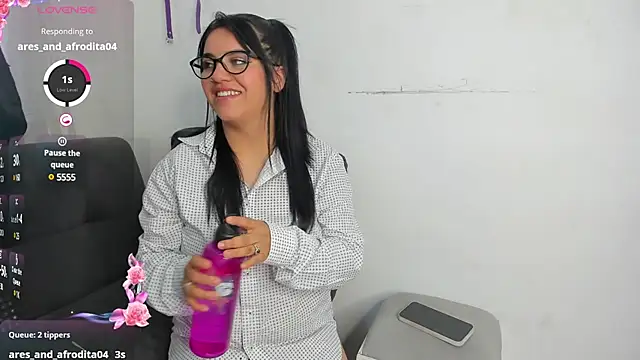 Snapshot of alyssa_magiic chatting on 02-11-25, 06:44 alyssa magiic online show from 02-11-25, 06:44