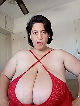Snapshot of Sole_Love chatting on 04-22-26, 02:24 Sole Love online show from 04-22-26, 02:24