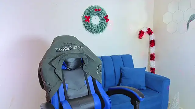 Demitryo online show from 11-30-25, 02:45