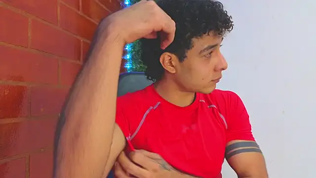 Snapshot of Demitryo chatting on 02-21-26, 04:14 Demitryo online show from 02-21-26, 04:14