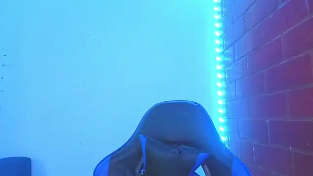 Snapshot of Demitryo chatting on 02-12-26, 03:50 Demitryo online show from 02-12-26, 03:50