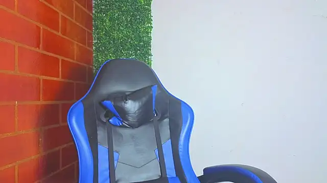 Snapshot of Demitryo chatting on 02-19-26, 06:32 Demitryo online show from 02-19-26, 06:32