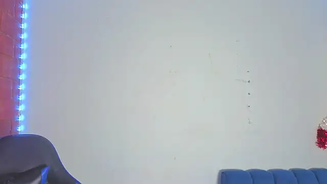 Snapshot of Demitryo chatting on 02-13-26, 06:57 Demitryo online show from 02-13-26, 06:57