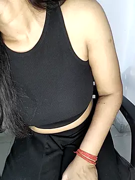 Snapshot of Ms_Neera chatting on 03-07-25, 10:46 Ms Neera online show from 03-07-25, 10:46