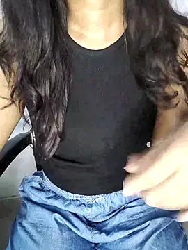 Snapshot of Ms_Neera chatting on 02-22-25, 10:18 Ms Neera online show from 02-22-25, 10:18