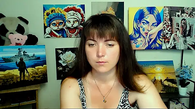 Snapshot of Darina_M_ chatting on 06-30-26, 04:34 Darina M online show from 06-30-26, 04:34