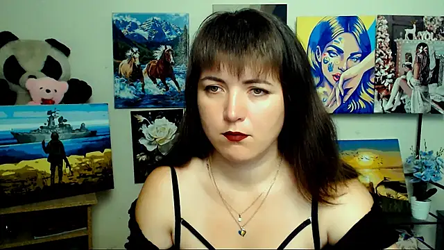 Snapshot of Darina_M_ chatting on 07-18-26, 04:21 Darina M online show from 07-18-26, 04:21