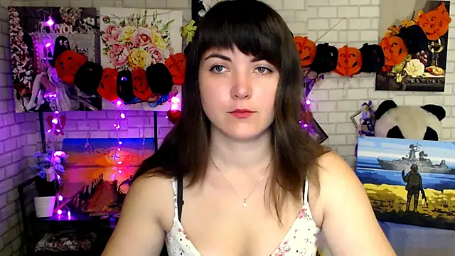 Darina M  online show from 11-04-25, 05:22