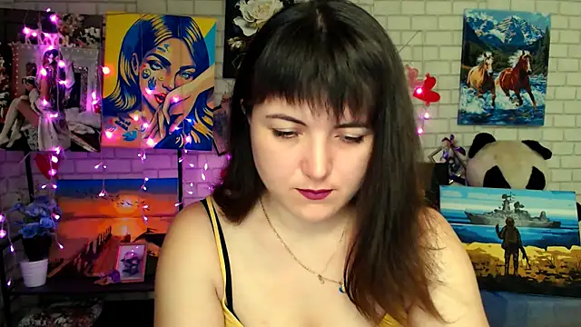 Darina M  online show from 02-15-26, 05:19